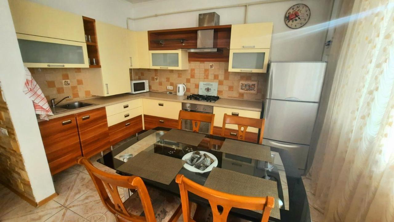 Elegance Apartment Chisinau Center Close To Stefan Cel Mare Eksteriør bilde