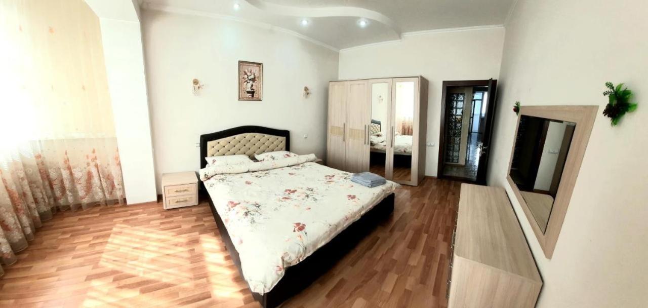 Elegance Apartment Chisinau Center Close To Stefan Cel Mare Eksteriør bilde